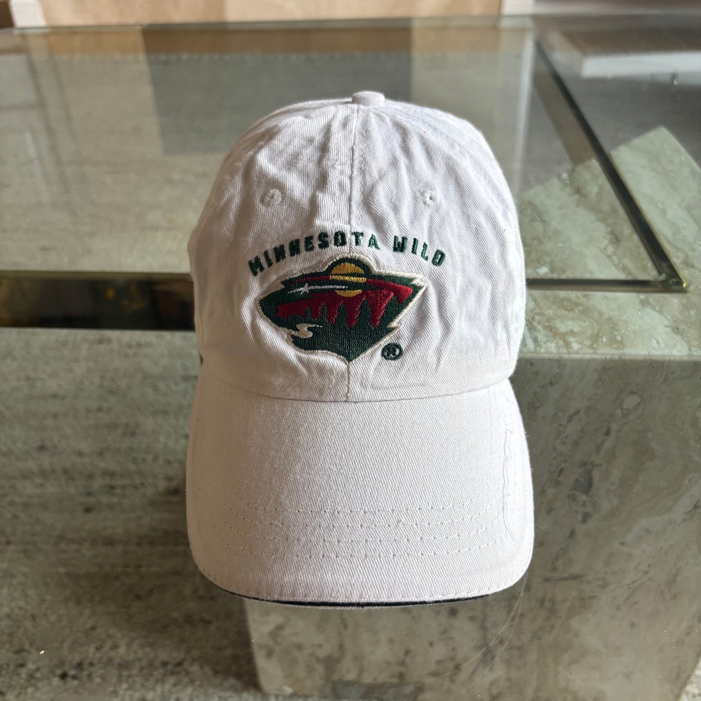 Cap America Minnesota Wild Hat Unisex OSFM White Good Used Condition NHL Logo